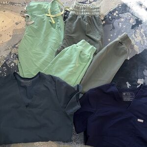 Figs Scrub Set in Blue and Green bundle